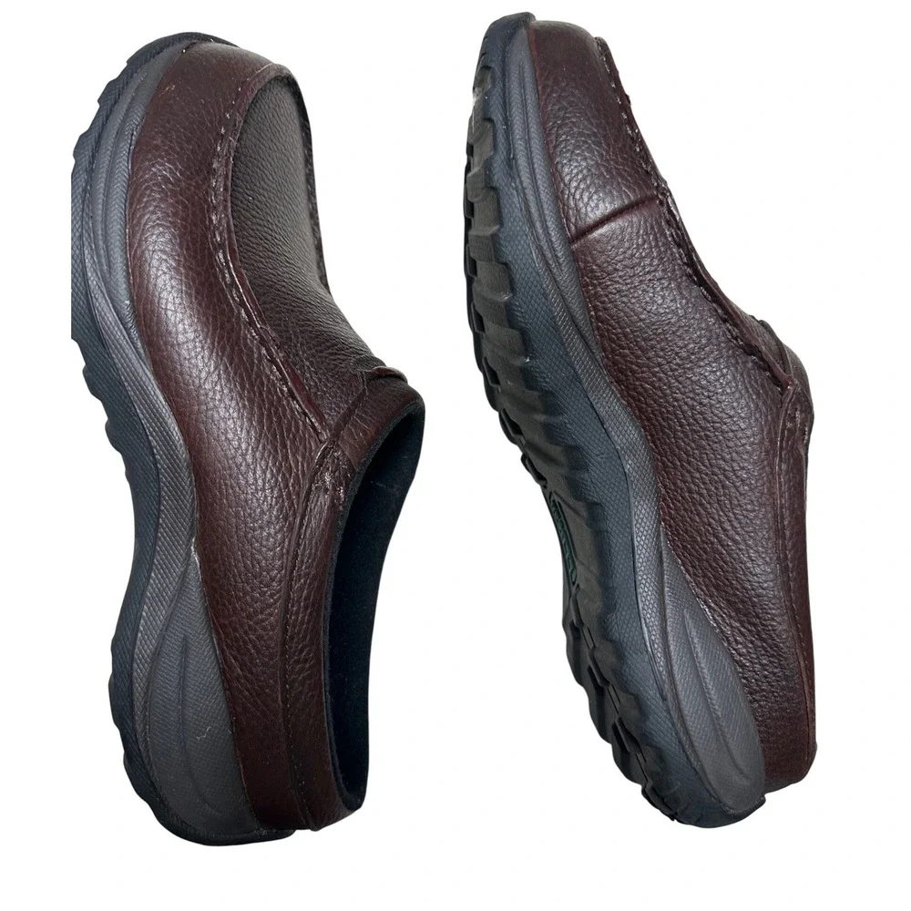 LL Bean Comfort Mocs Mens 9 Brown Tumbled Leather Slip On Mule Shoes 268224
